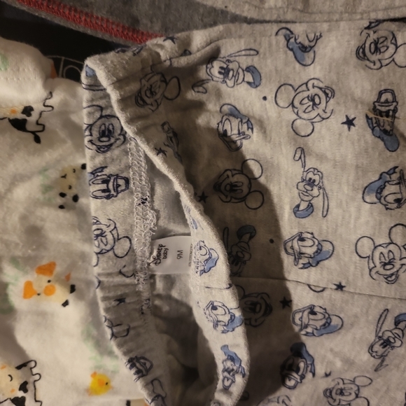 6 pcs Baby Clothes Set 9 months - Picture 2 of 3